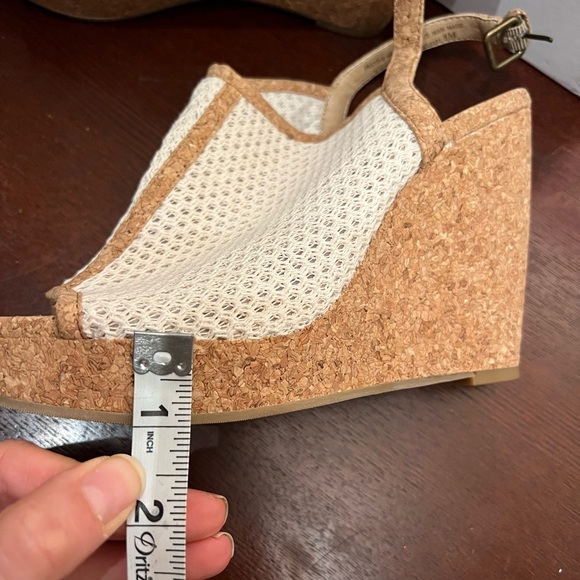 New w/ box Splendid shoes - Picture 6 of 9